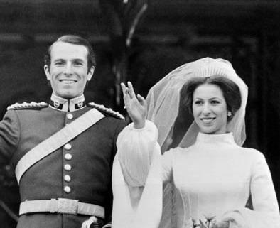七:英国安妮公主1973年,英国的安妮公主与马克飞利普中尉举行结婚典礼