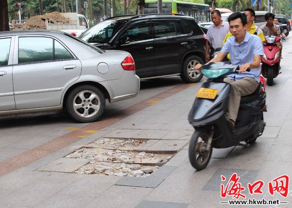 龍昆南路人行道蓋板破損