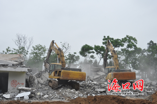 村民为套取征收补偿款抢建 海口灵山拆除违建6千㎡