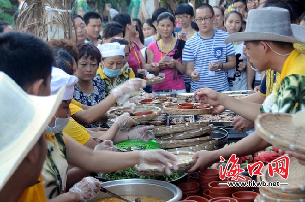 琼海公道美食文化节&apos;开席&apos; 让游客感受海南旅游&apos;公道&apos;