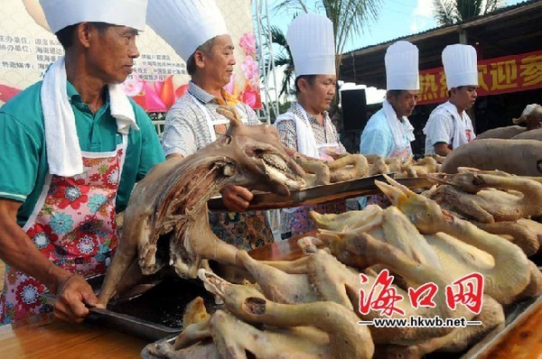 琼海公道美食文化节&apos;开席&apos; 让游客感受海南旅游&apos;公道&apos;