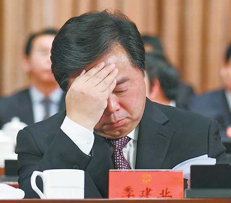 季建业受贿案今开庭 任期内被称"推土机市长"