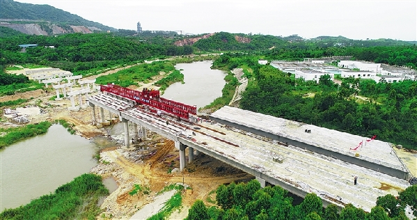 海南昌江石碌河第三大桥预计今年底通车