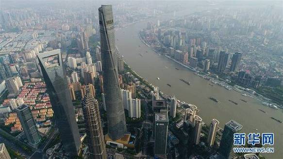 这是2017年5月14日无人机拍摄的陆家嘴一景。