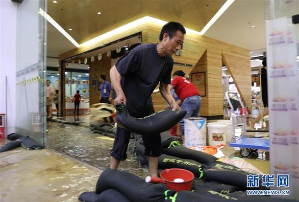 （環(huán)境）（5）熱帶低壓致海南普降暴雨　