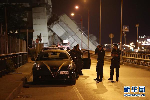 （国际）（1）意大利发生公路桥垮塌事故 至少20人死亡