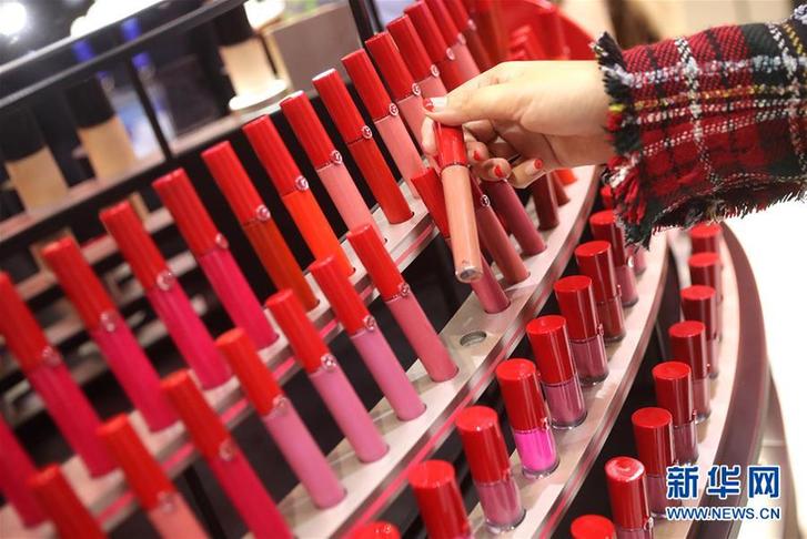 （聚焦进口博览会）（4）走进进博会企业展