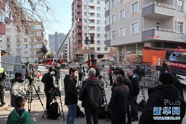 （國(guó)際）（5）土耳其居民樓倒塌事故死亡人數(shù)升至21人