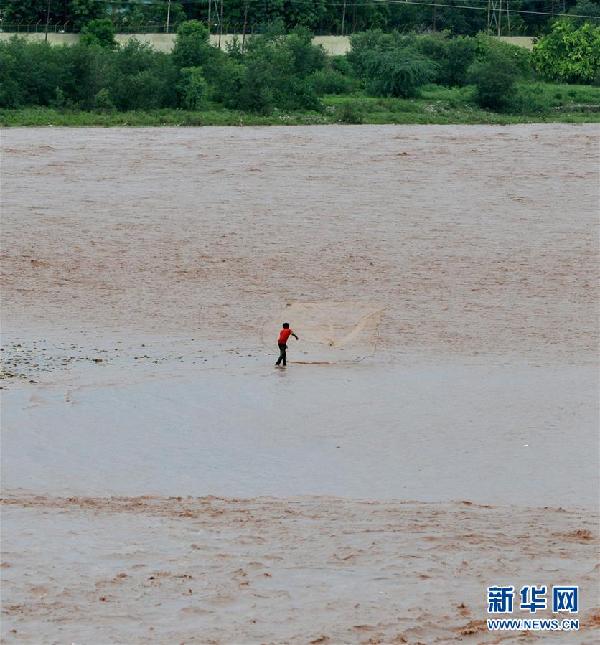 （国际）（6）洪水泛滥达维河