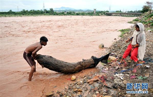（国际）（5）洪水泛滥达维河