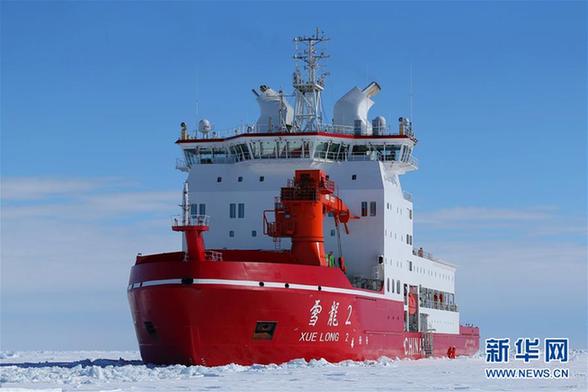 （“雪龙”探南极·图文互动）（4）通讯：“雪龙兄弟”南极情深