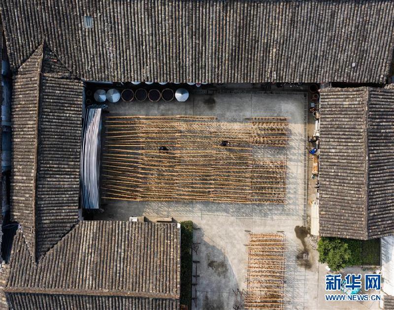 （社会）（6）千年古镇“晒腊味 迎新年”