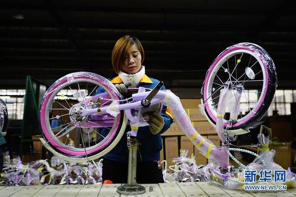 （社会）（2）河北平乡：小童车撑起百亿大产业