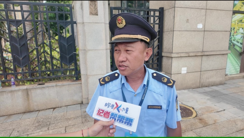 楓丹白露窗戶破損 記者幫幫幫 裸片 - frame at 1m29s.jpg