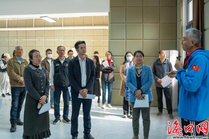 d71f6c2f4c187fb64f05c7ca0b82163c_.jpg d71f6c2f4c187fb64f05c7ca0b82163c_.jpg