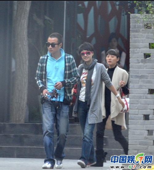 <em>文章</em>马伊璃<em>女儿</em>文爱马首曝光 <em>女儿生日文章</em>显