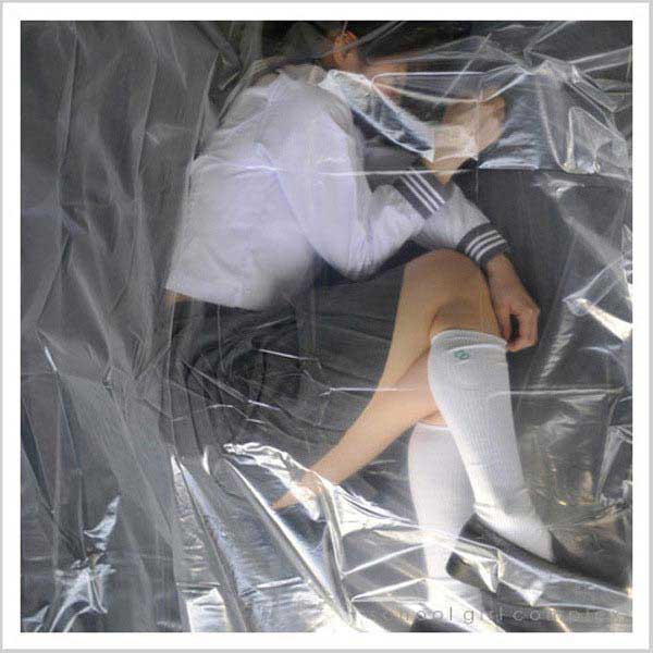 <em>日本</em>窥视制服少女:不是赤裸裸的情色图片频道