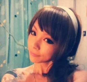 史上最霸气新娘纹身叼烟 真像<em>小太妹张柏芝</em>图