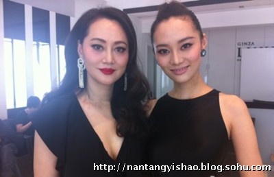 <em>宋佳</em>22岁校花<em>女儿</em>私房照曝光