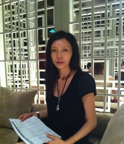 王学兵前妻冯钰棋似王珞丹 与李亚鹏亲密照曝光(图)_明星八卦_娱乐新闻_海口网