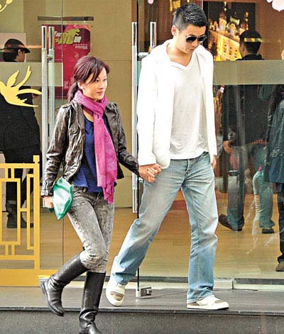 2012年<em>tvb</em>配角<em>姐妹淘</em>争嫁人[组图]_明星组图_