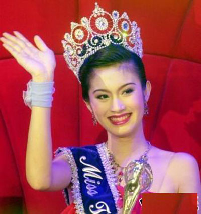 盘点历届 泰国 人妖 选美冠军 私密照_整 形_资讯