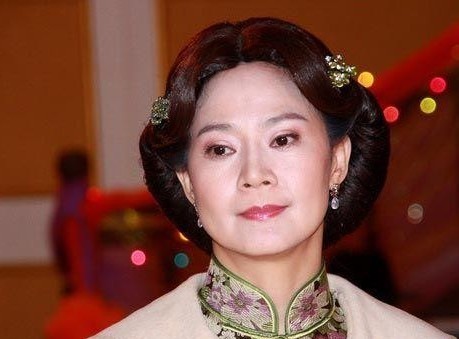 俞小凡