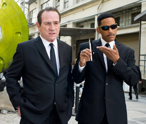 《黑衣人3》北美票房夺冠 《复仇者》破5亿_热