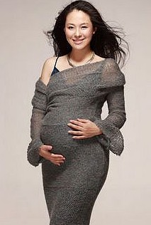 性感当红女星罕见巨肚照曝光 王菲最酷孙俪最