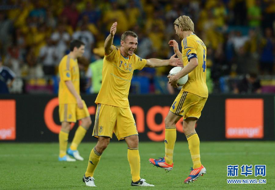 伊布破门舍瓦独中两元 乌克兰2-1胜瑞典图片频