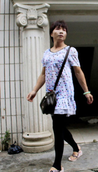 地瓜哥隆胸隆臀穿女装 不想变真女人图片频道