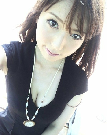 <em>波多</em>野结衣晒<em>性感</em>照:从没觉得自己是<em>女神</em>(图)_