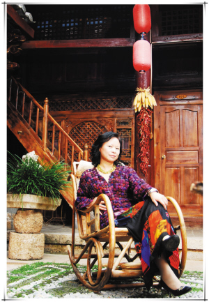 作家杨沐重写母系的海南历史