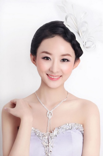 陆贞传奇》<em>中女主角</em>生活照曝光陆贞赵丽颖华丽