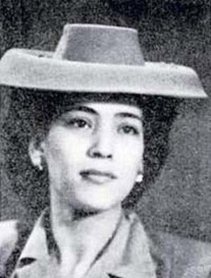 揭秘赌王何鸿燊五房太太 第一任妻子是澳门第