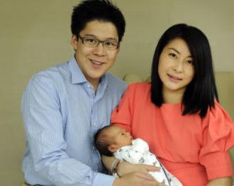 郭晶晶生子细节:阵痛24小时 霍启刚陪产落泪