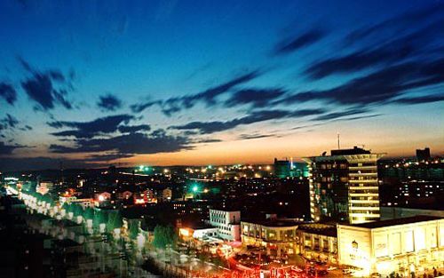 都是房价惹的祸 房价暴跌房奴最想自杀10城市