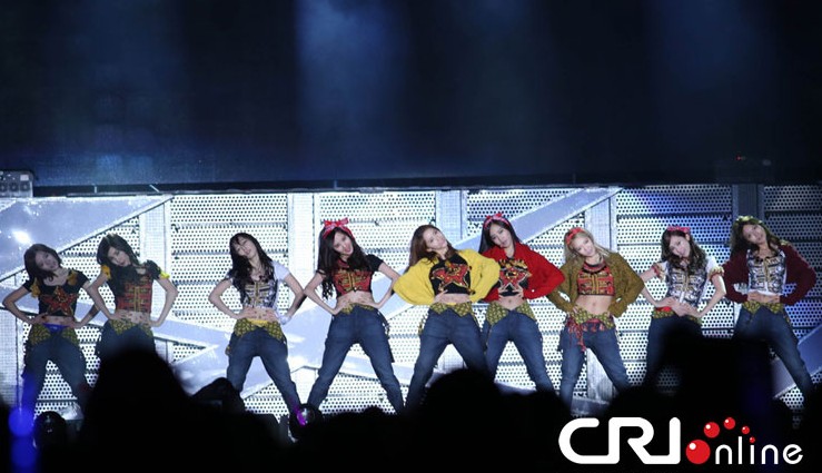 SM家族演唱会五年超50万粉丝观赏!EXO鹿晗f(x)宋茜2