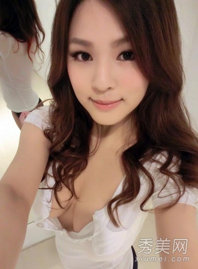 台湾第一巨乳<em>熊熊</em>高清露乳照 胸型真美_明星八