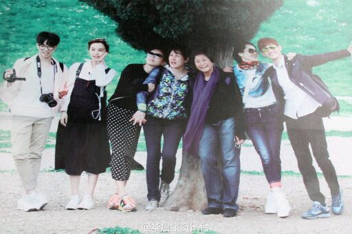 《花儿与少年》<em>花样姐姐</em>生活背景:刘涛王珂超