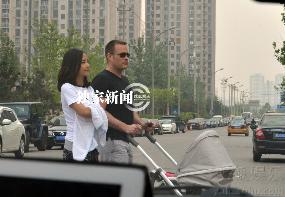 大眼睛混血婴儿图片_[大全]大眼睛混血婴儿,混