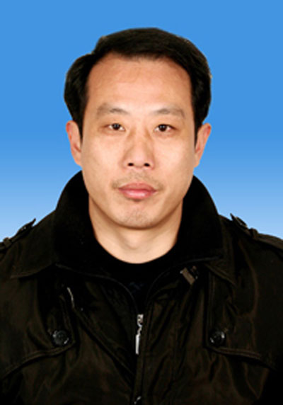 中纪委发布湖北潜江主动替换人质<em>官员照片</em>图片