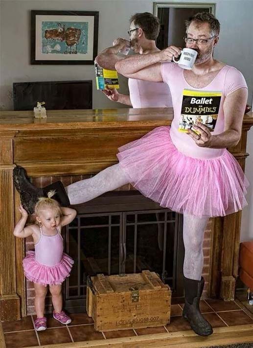 爸和淘气女儿滑稽合照 趣图洋溢浓浓<em>父女情</em>_大