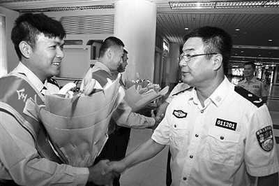 全国禁毒工作表彰大会 省港务公安局获殊荣_最