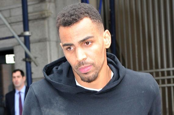 塞弗洛沙起诉警察索赔5000万 被打成永久损伤