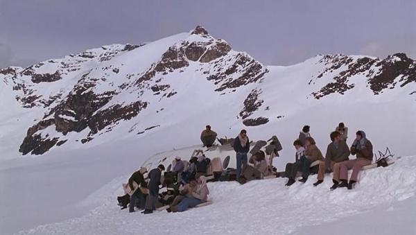 根据真实事件改编的人吃人的电影_热门影视_