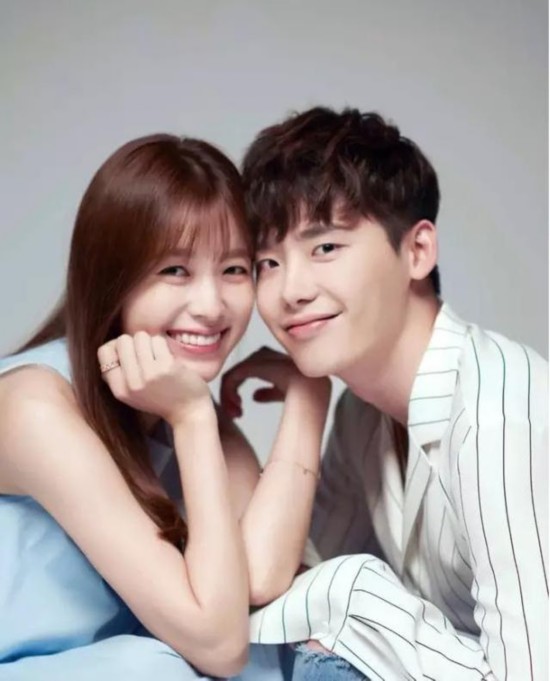 韩孝周撩翻李钟硕 同款唇妆你也能拥有!