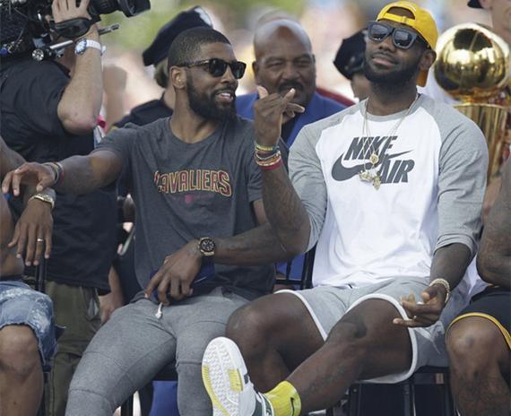 詹皇下月组织队友洛杉矶开练 欧文也可能参加