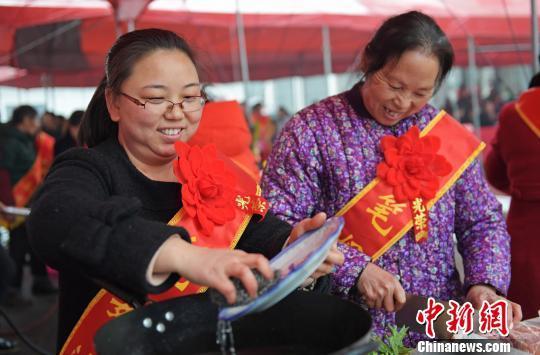 中国式婆媳权力的游戏催生婆媳关系培训班