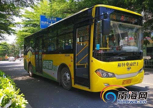 琼海首批30辆纯电动公交车投入营运 7分钟发一